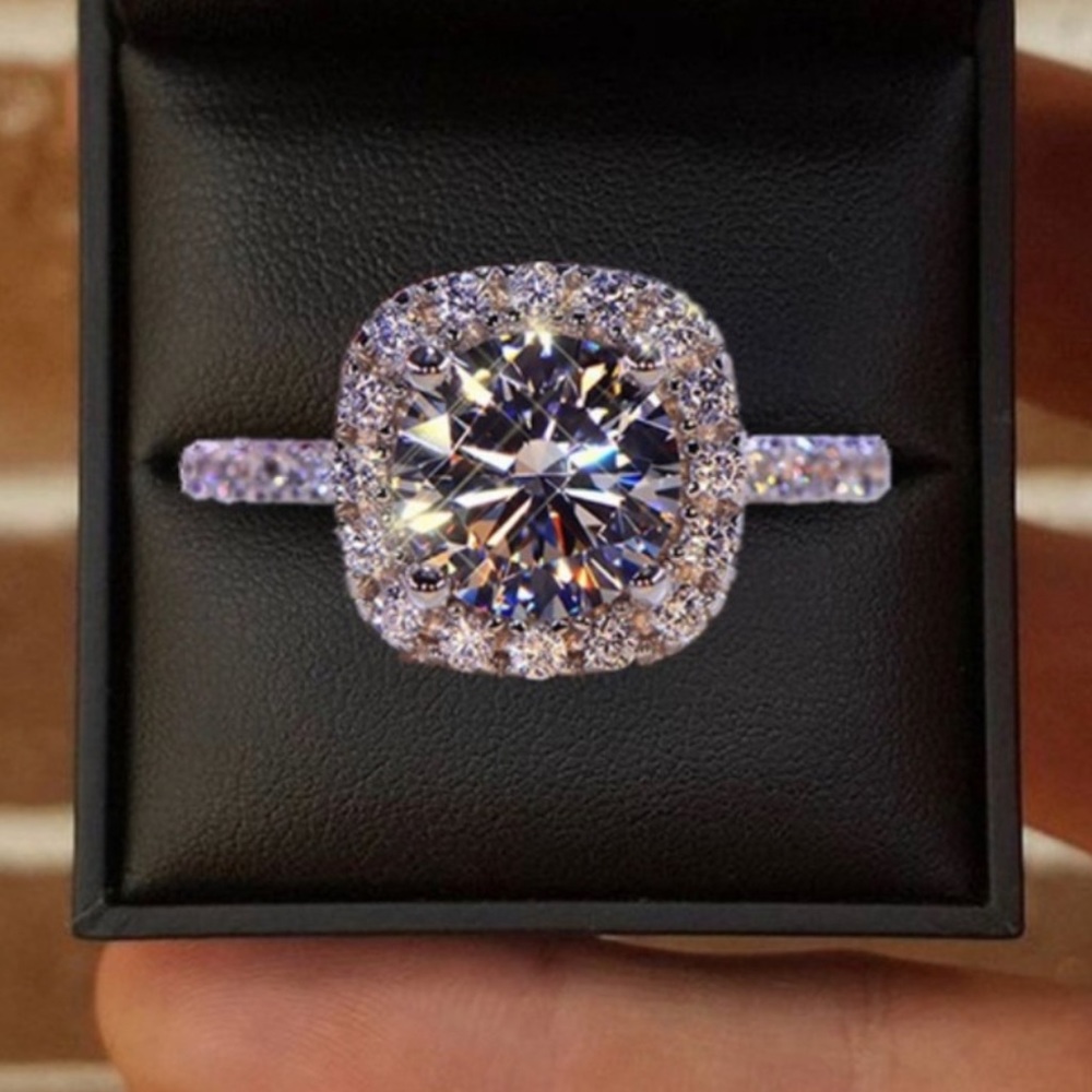New Mojssanite Diamond 14k White Gold 1 CT Round Cut Ring - Picture 2 of 16